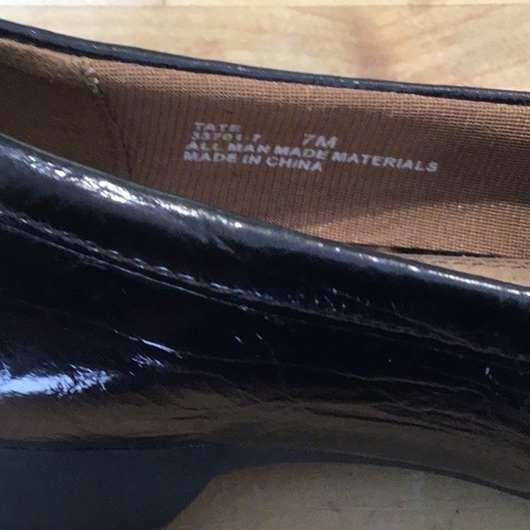 Life Stride loafers size 7. - Picture 7 of 7